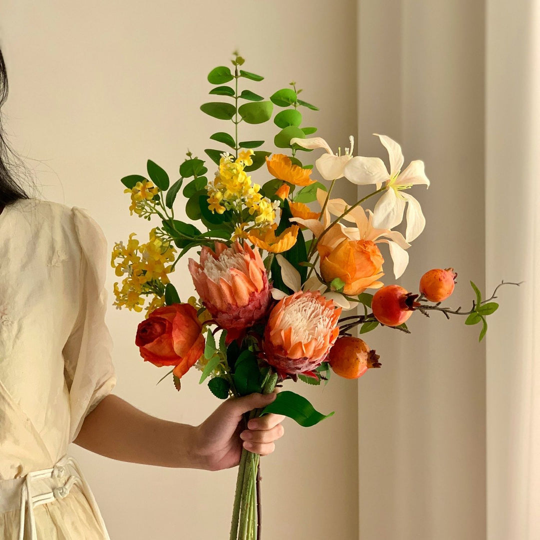 Lifelike Floral Arrangement for Modern Home Decor