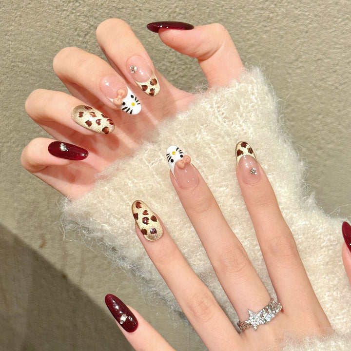 Artistic Press-On Nail Art Set with Whimsical Floral Designs