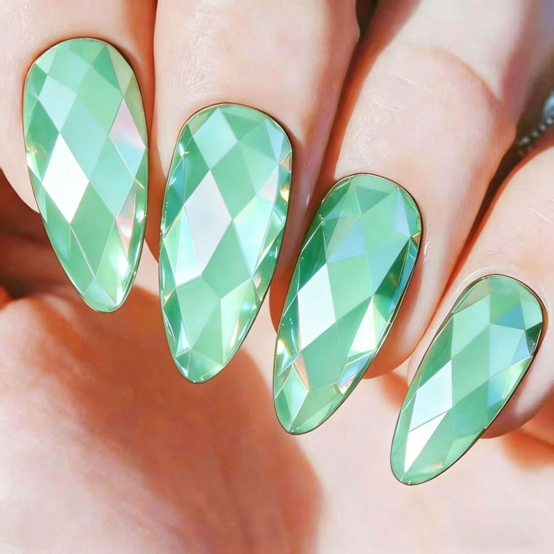 Eye-catching 3D art nails in crystal design Kalsten