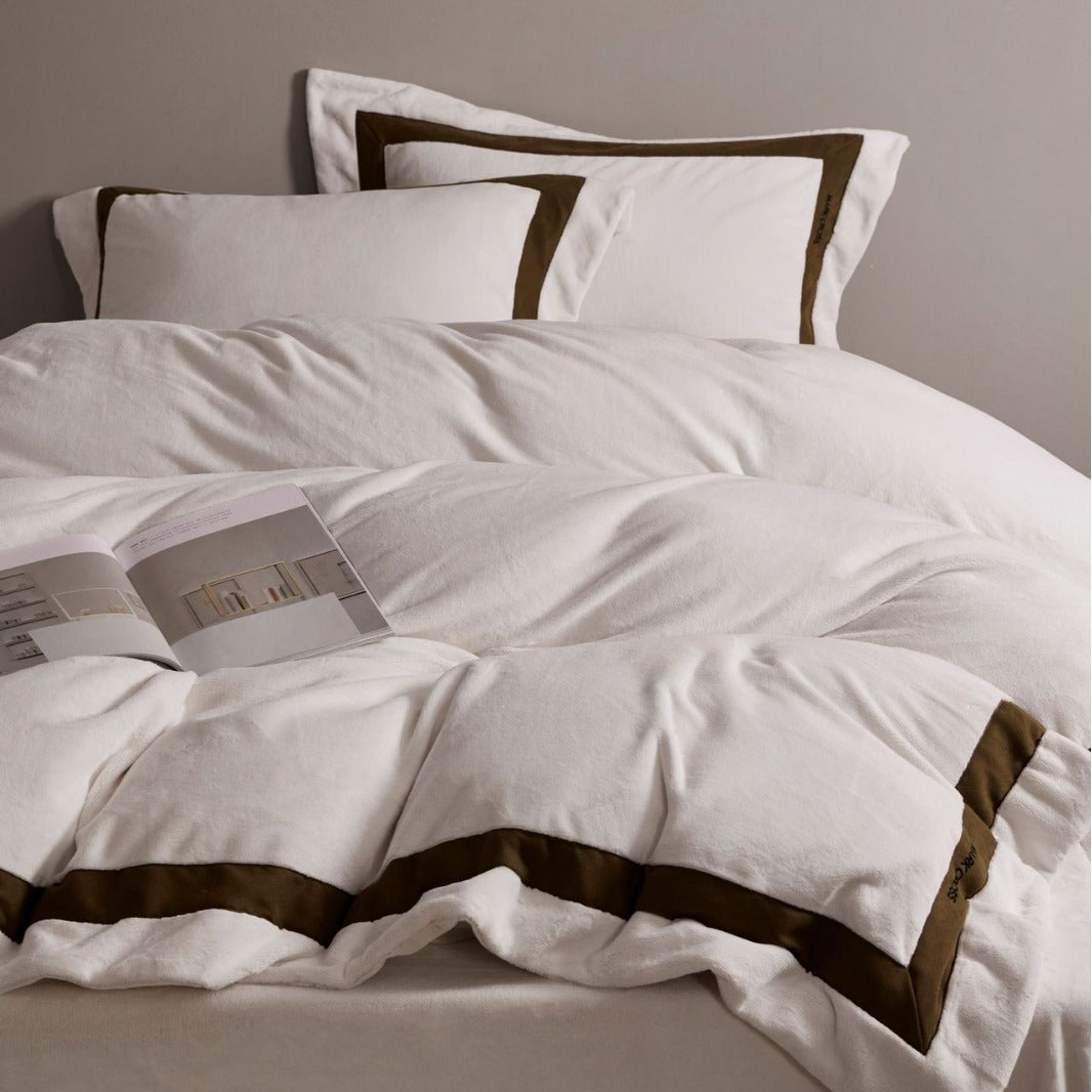 Luxurious velvet bedding set with contrasting satin trim