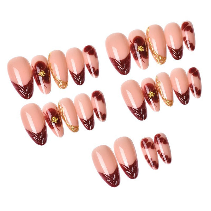 Artificial Nail Set with Floral and Luxurious Decorations Kalsten