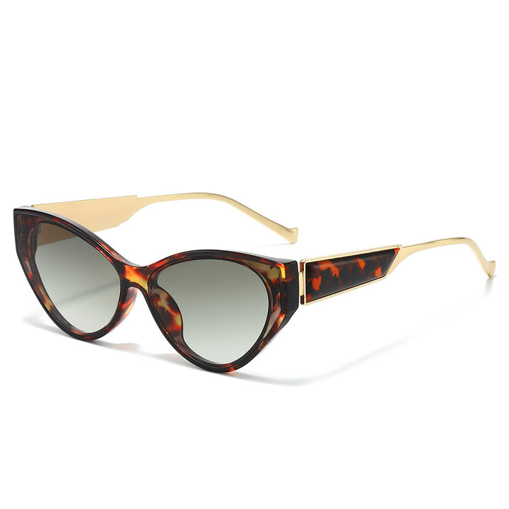 Chic Cat-Eye Sunglasses with Unique Detailing Kalsten