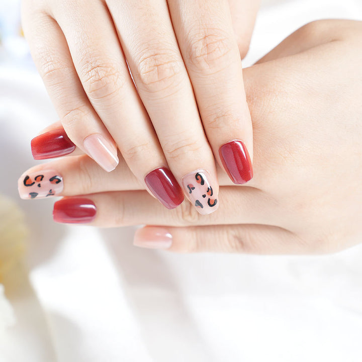 Stylish Leopard Print Nail Set Kalsten