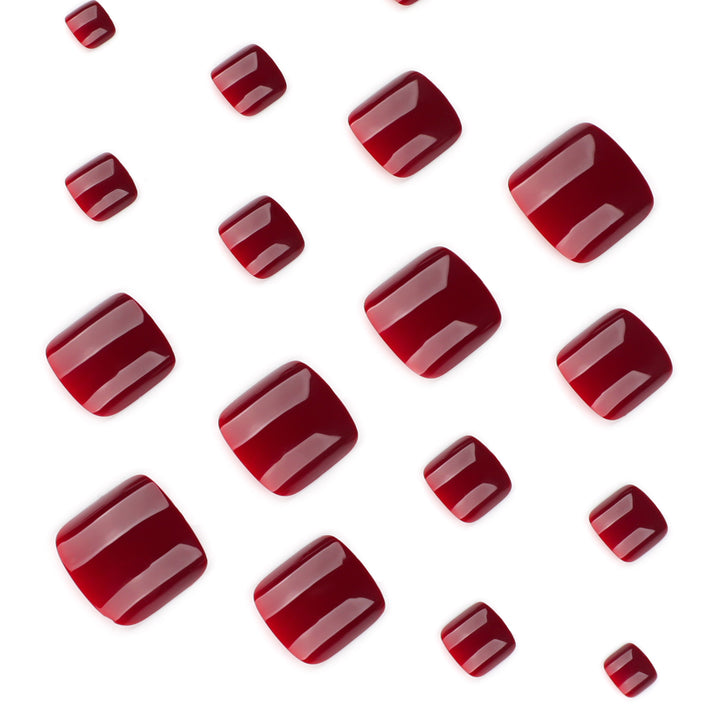 Elegant toenail art in luxurious Bordeaux look Kalsten