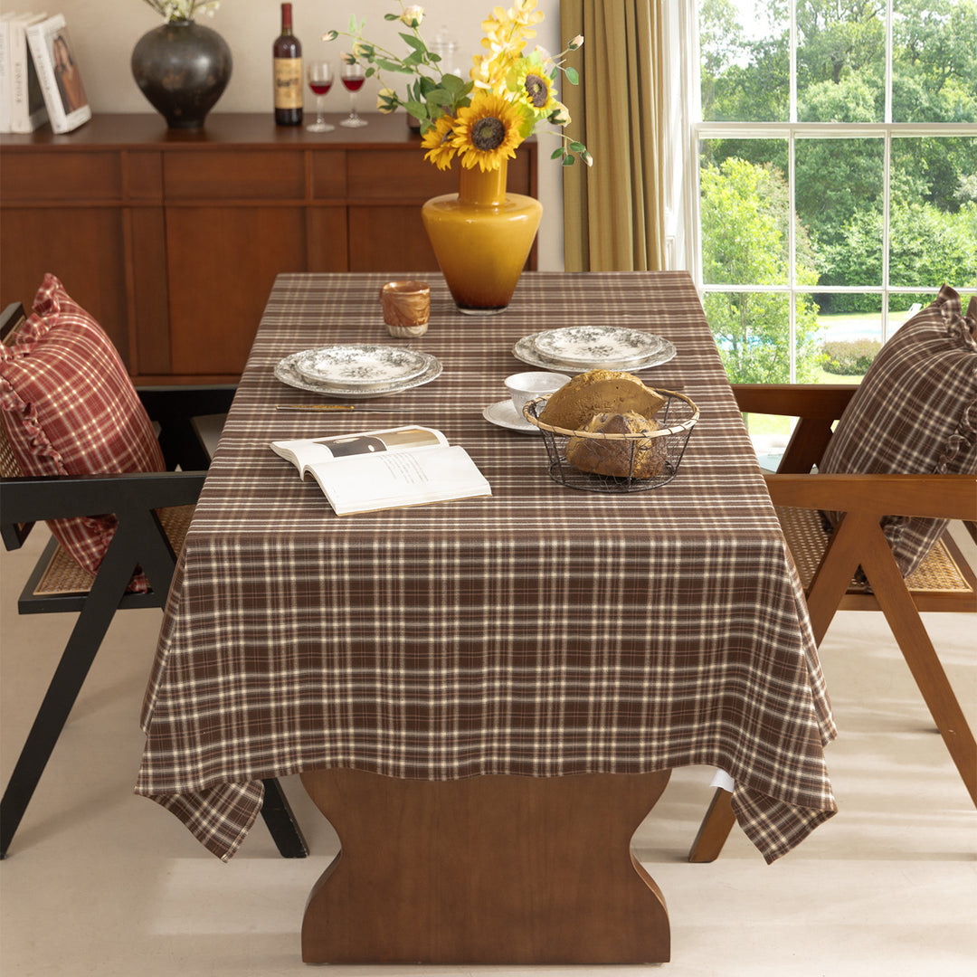 Checkered flannel tablecloth made of cotton blend with soft texture Kalsten