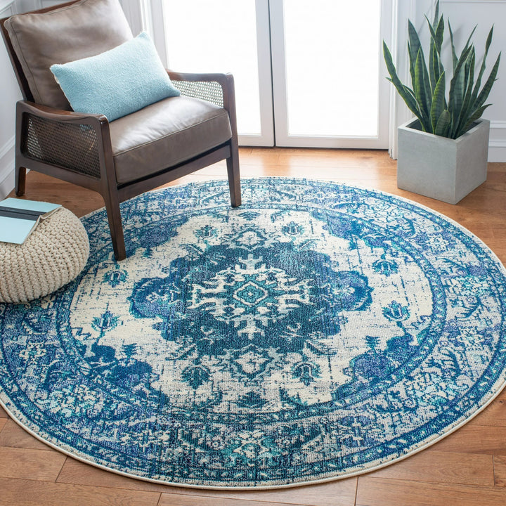 Vintage-Inspired Round Area Rug