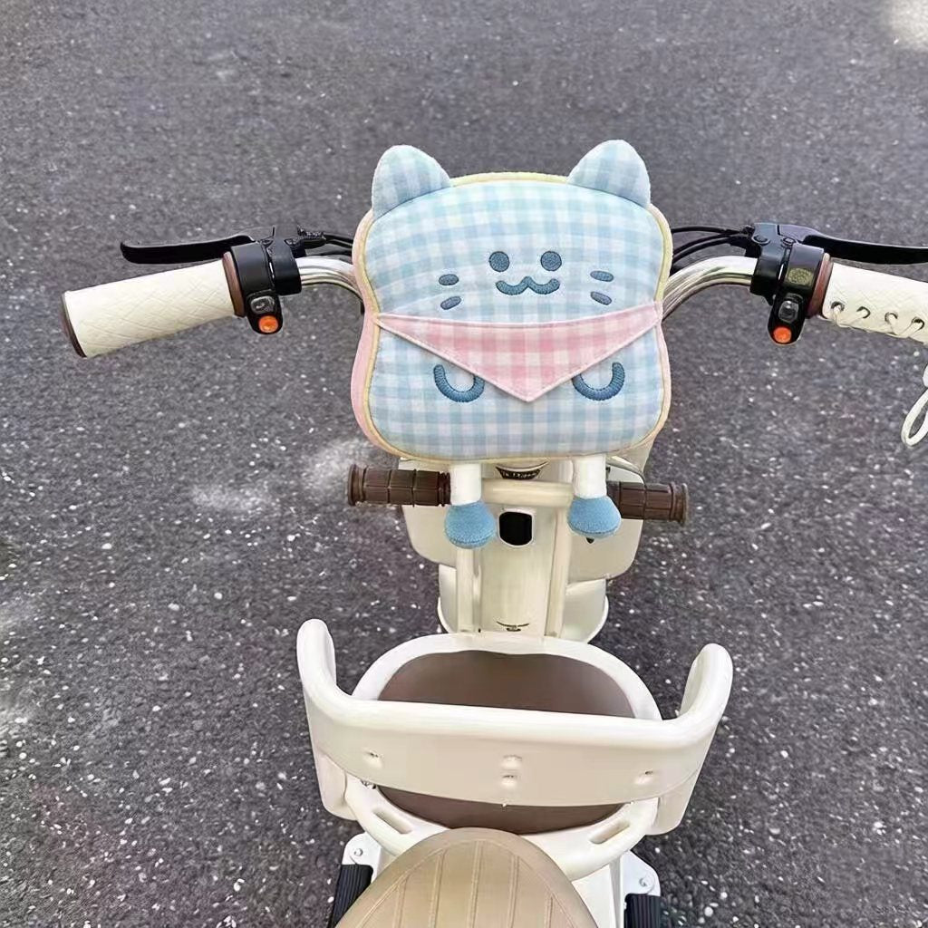 Plush handlebar warmers for scooters with cute cat design and grip slots