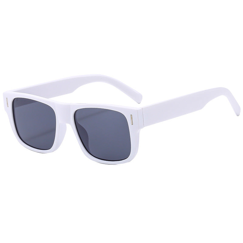 Women's sunglasses in a modern square design Kalsten
