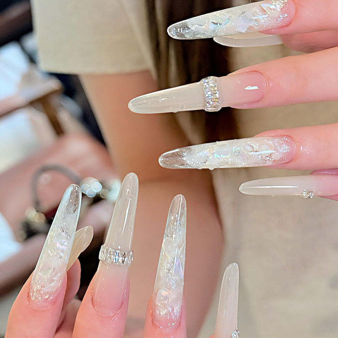 Artificial nails with elegant effect accents Kalsten
