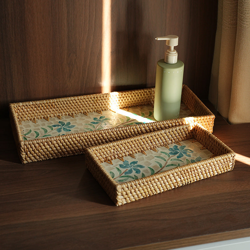 Elegant serving platter made of natural materials Kalsten