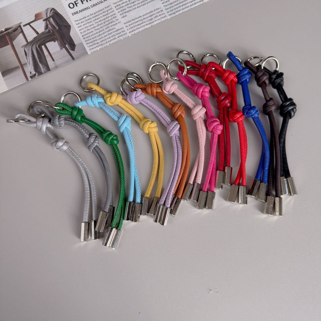 Stylish Leather Keychain Holder Kalsten