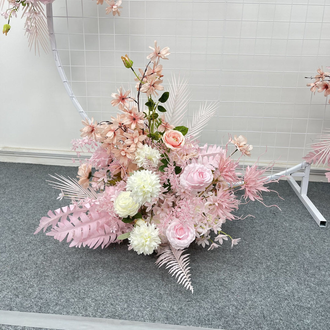 Autumn-Themed Decorative Floral Garland
