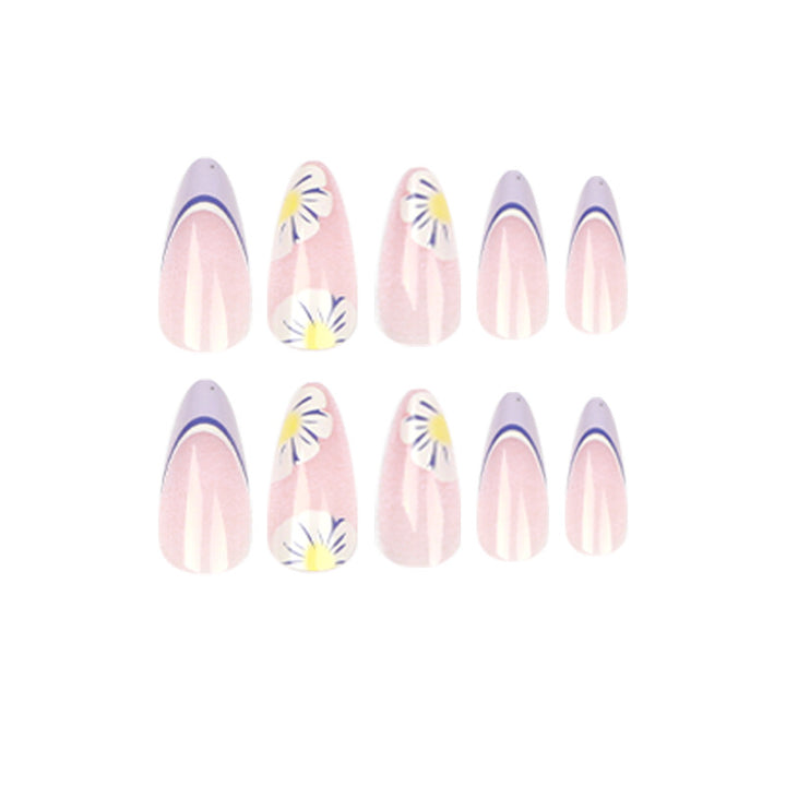 Artistic nail art with flower and ombre effects Kalsten