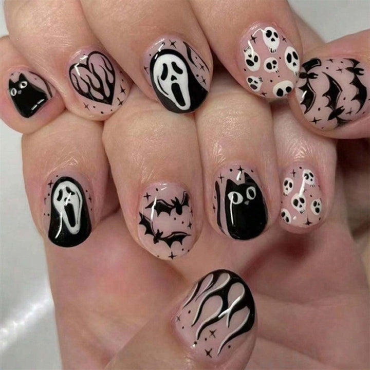 Creative nail art set with spooky designs Kalsten