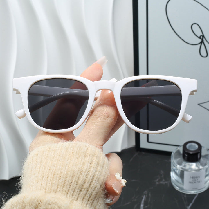 Women's fashionable cat-eye sunglasses with high-quality plastic frame Kalsten