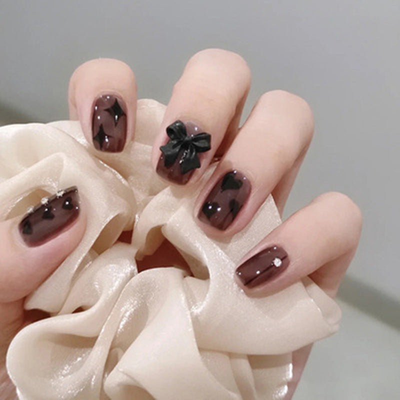Decorative Floral Press-On Nail Art Set Kalsten
