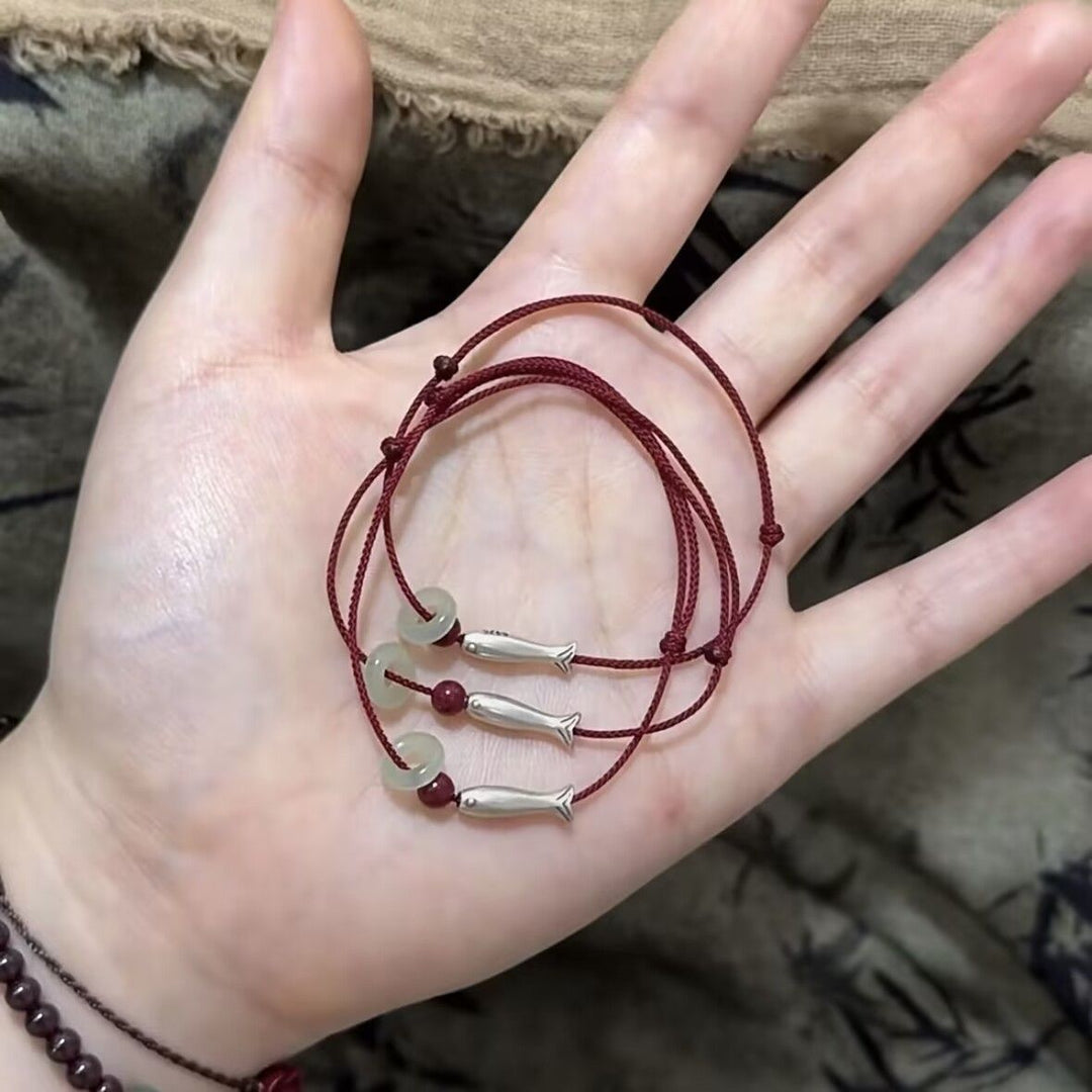 Minimalist Fish Charm Bracelet Kalsten