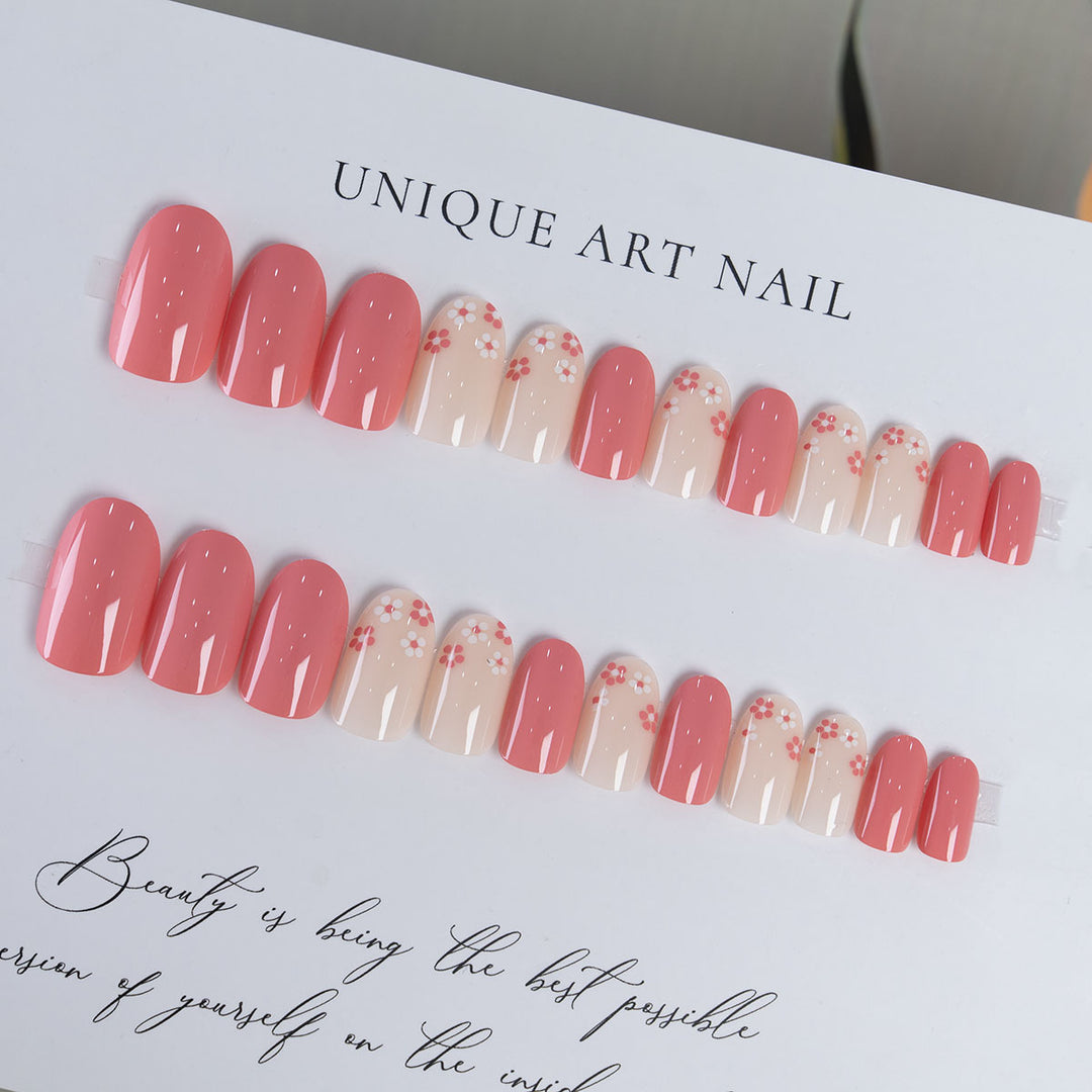 Elegant Almond-Shaped Press-On Nails  1791110505