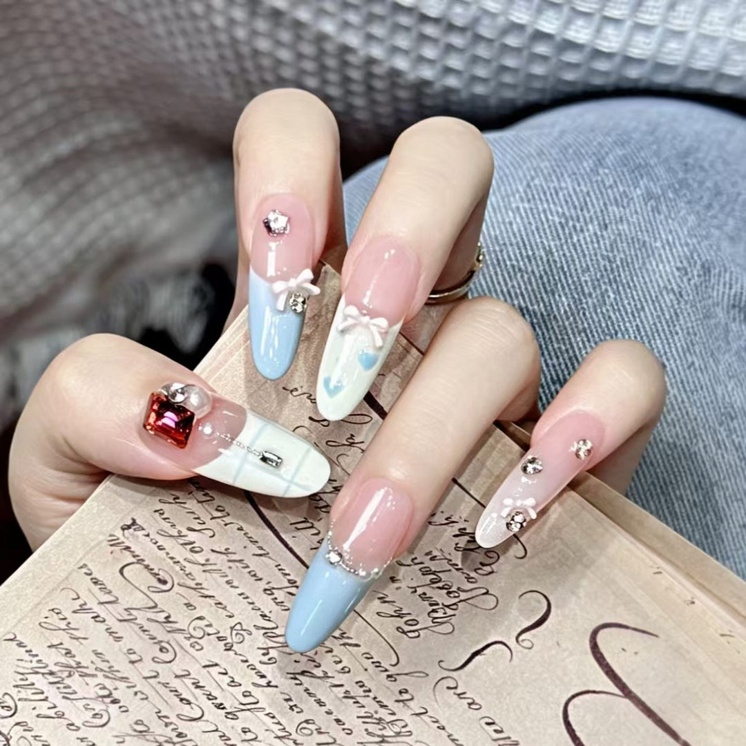 Premium Decorative Press-On Nail Extensions