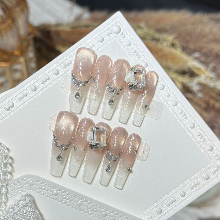 Elegant Rhinestone-Embellished Press-On Nail Set Kalsten