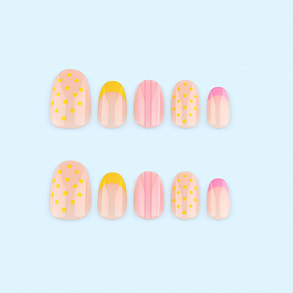 Artificial nails with modern patterns and elegant accents Kalsten