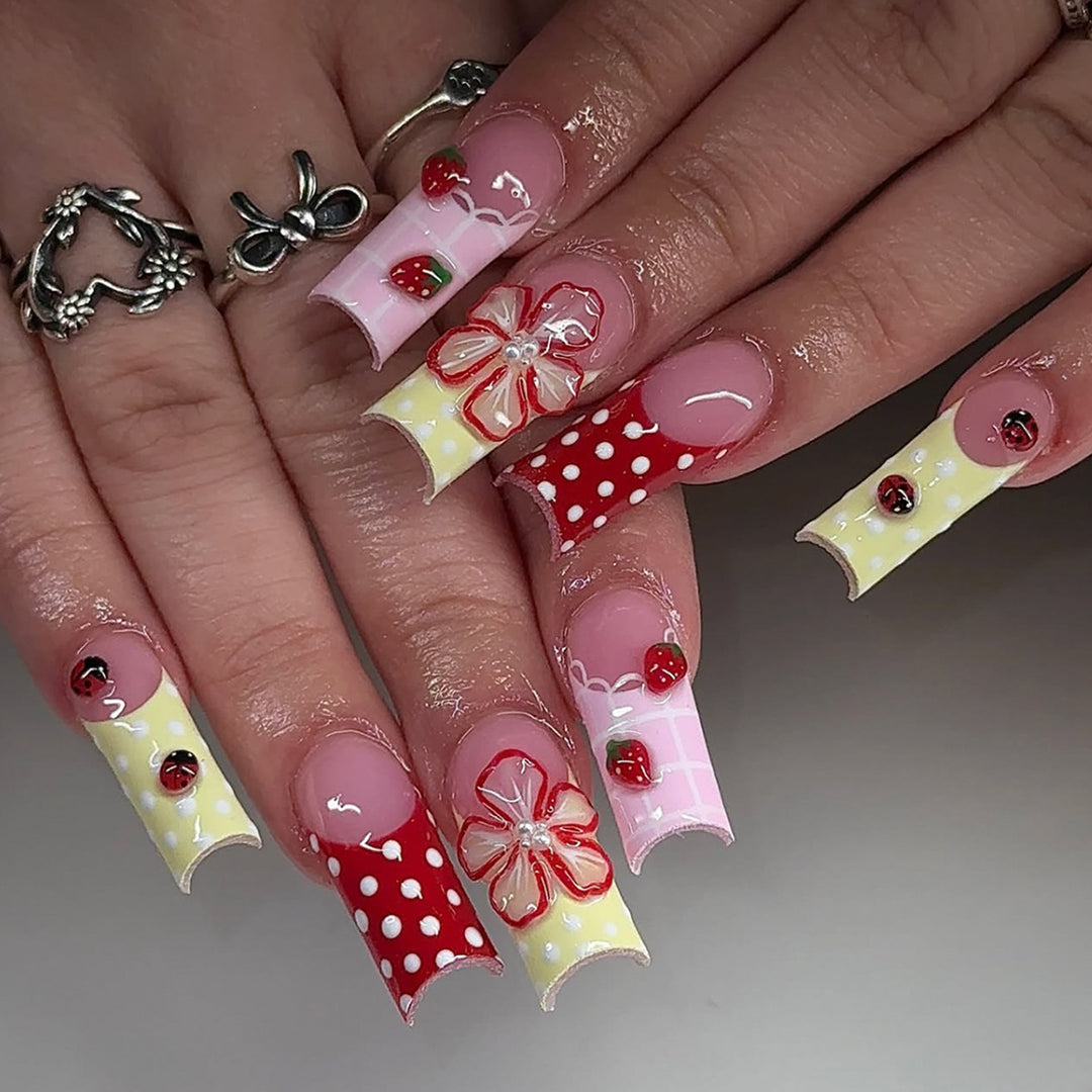 Artificial nails with creative fruit designs Kalsten