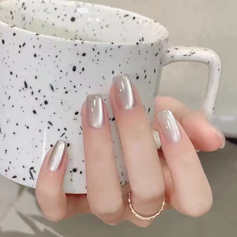 Elegant Glossy Press-On Nail Set Kalsten