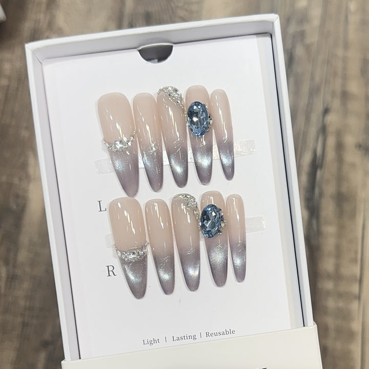 Glamorous Stiletto Press-On Nail Art Set with Rhinestone and Ombre Design Kalsten