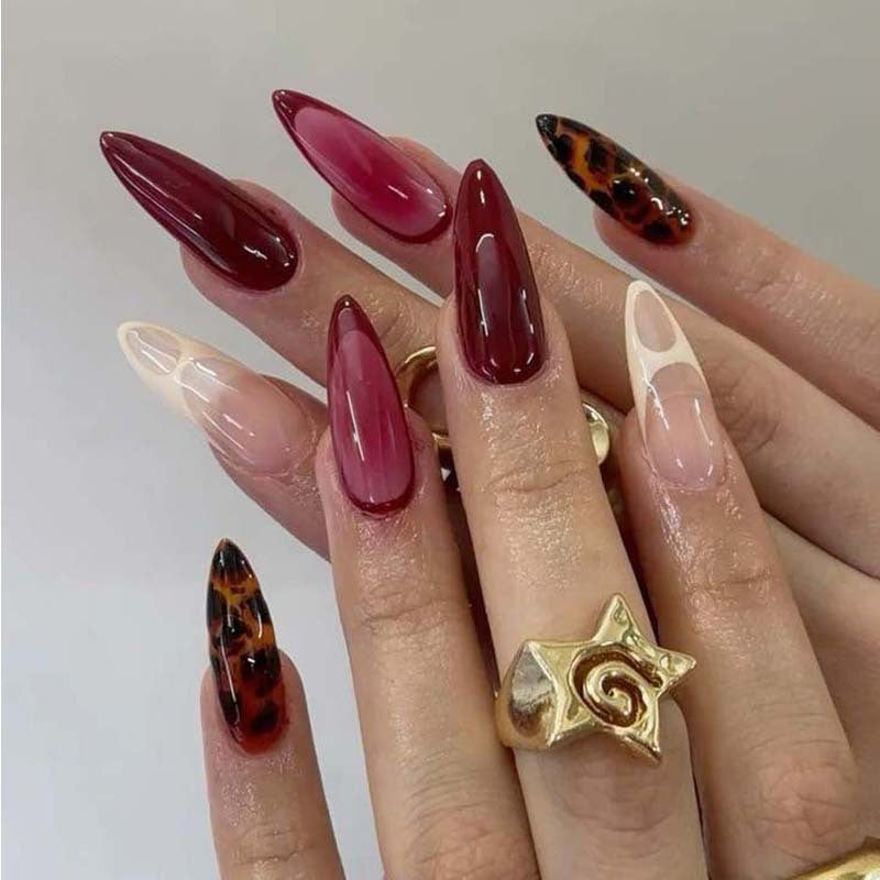 Artistic Stiletto Press-On Nail Set