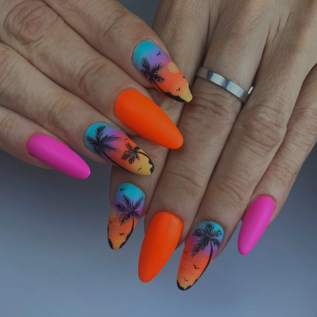 Creative Art Nails with Tropical Palm Motif Kalsten
