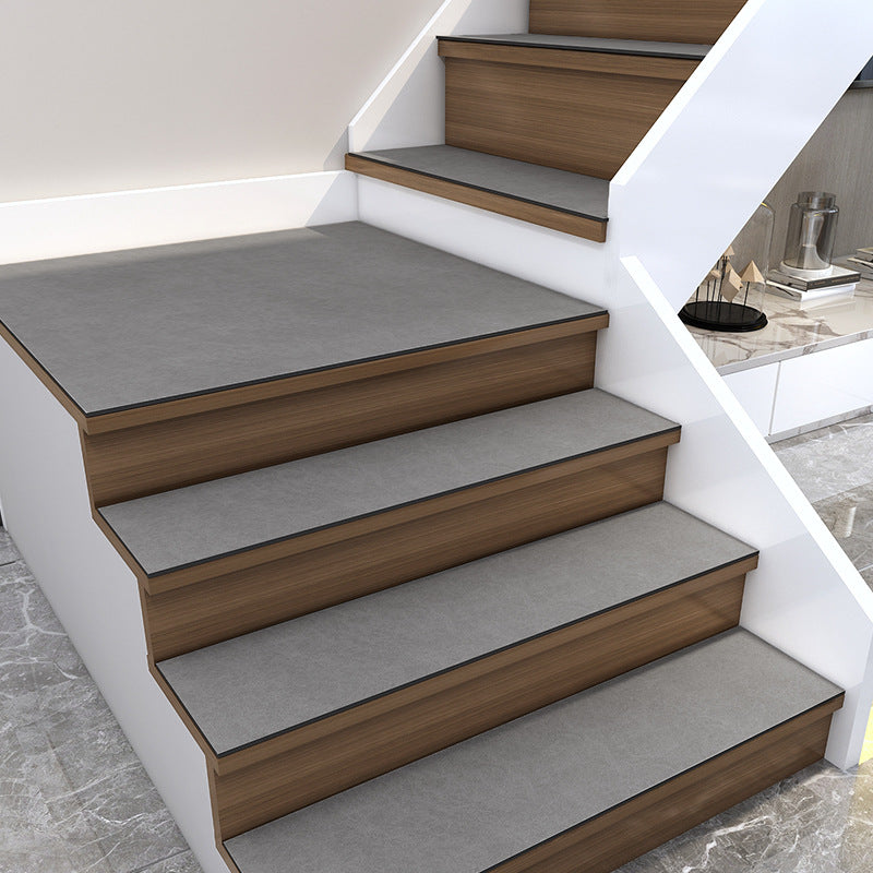 Slip-Resistant Stair Tread Mat Kalsten