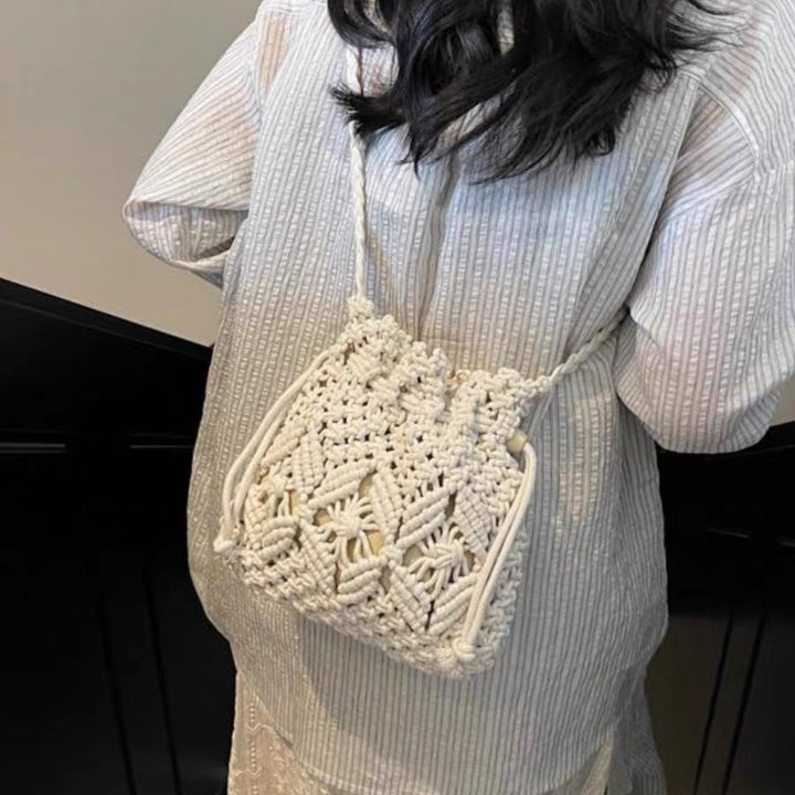 Hand-knotted shoulder bag with floral details Kalsten