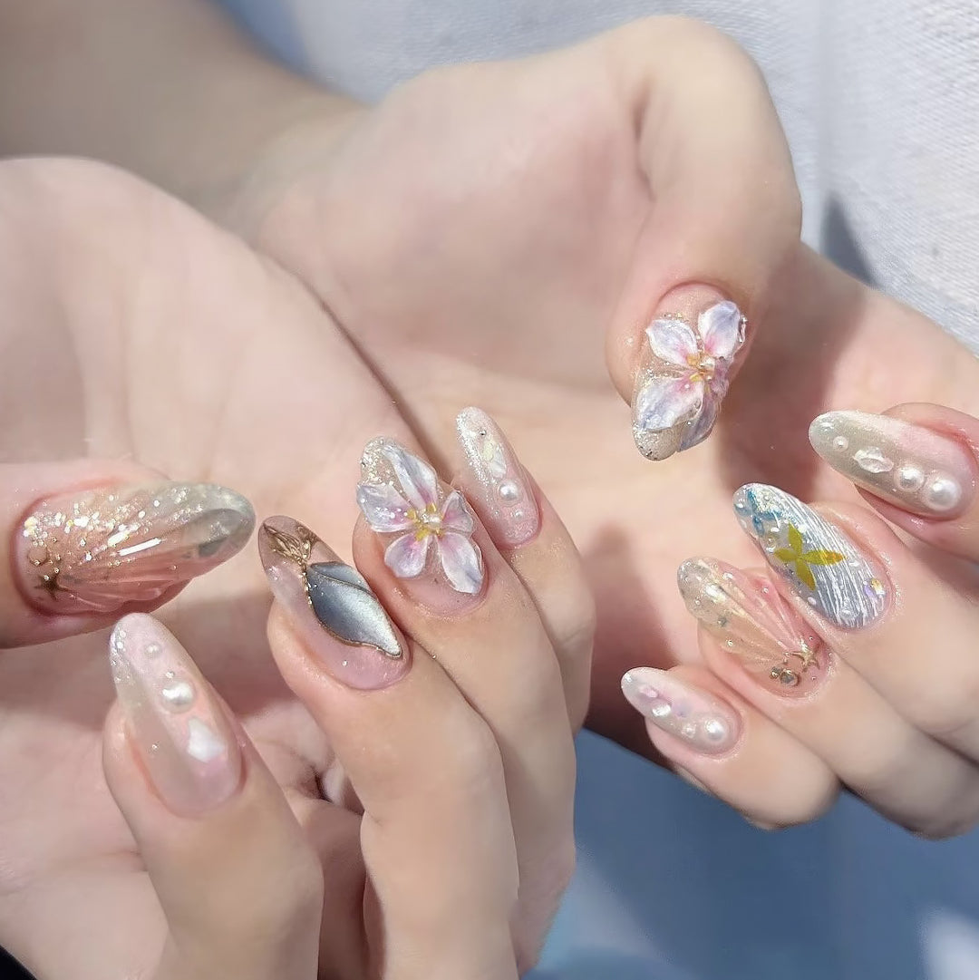 Artistic Floral Nail Design Kalsten