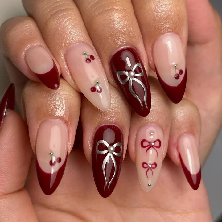 Glamorous stiletto nails with delicate accents Kalsten