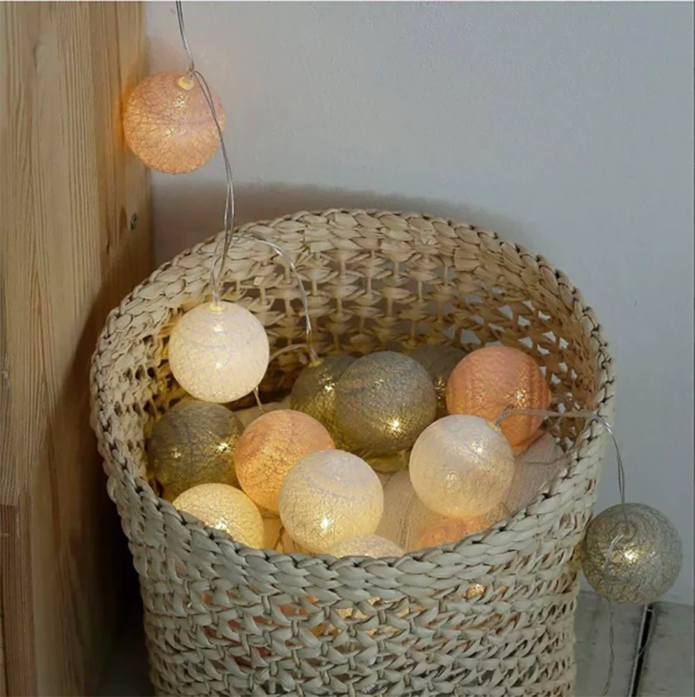 Kalsten | Cotton Ball Garland