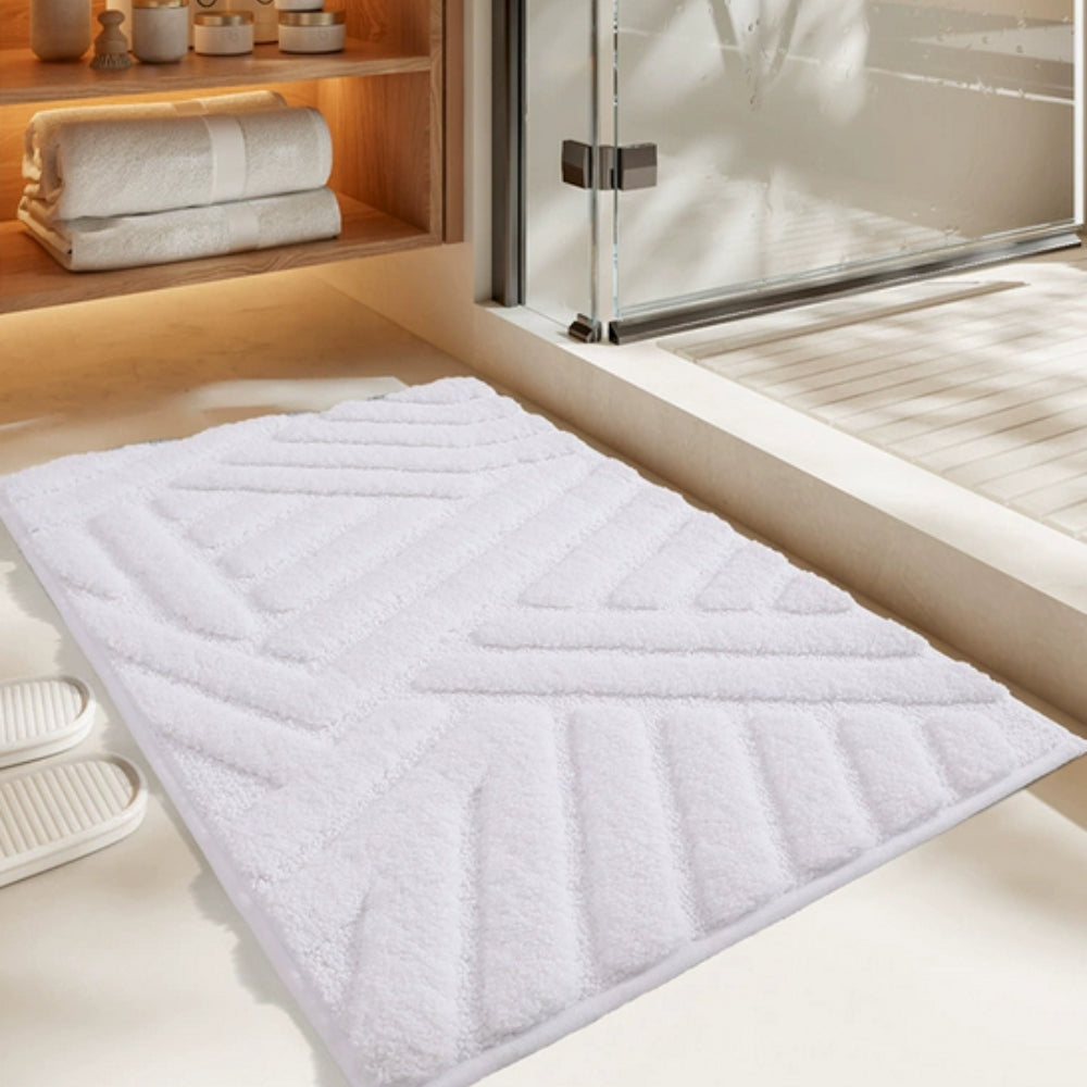 Plush Tufted Bath Mat – Soft, Non-Slip & Quick-Dry Rug