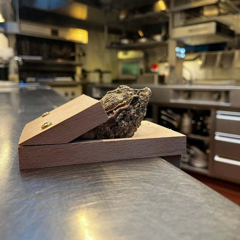 Kalsten | Premium wood handle oyster shell opener clamp