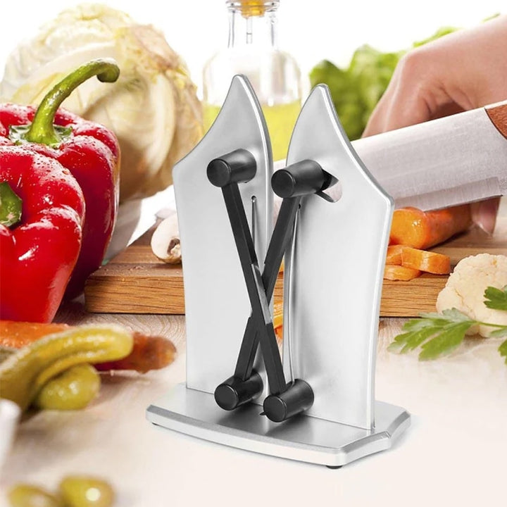 Knife sharpener for straight and serrated blades | Kalsten