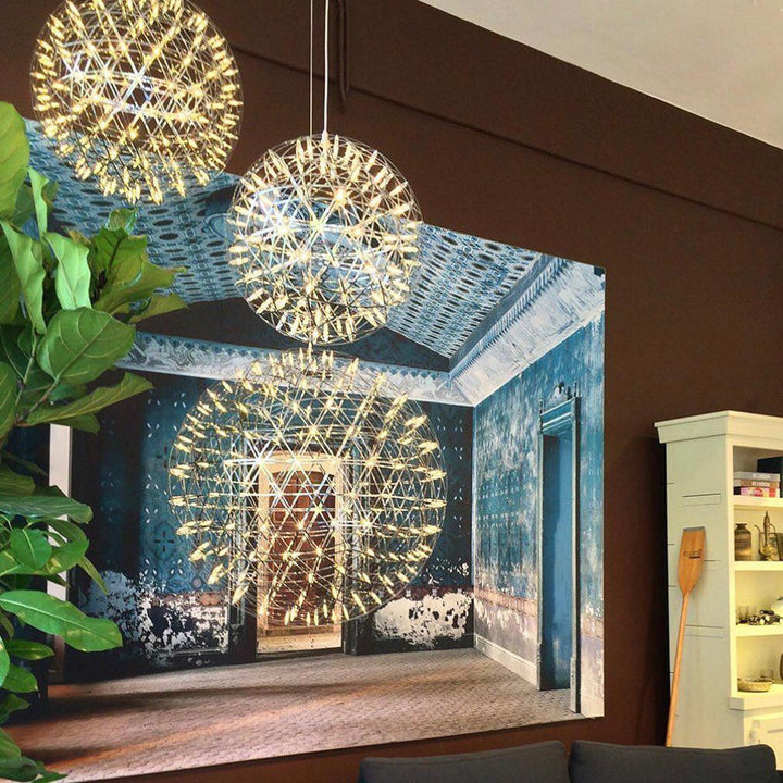 Gold Spark Ball Droplight Pendant Light | Noxord