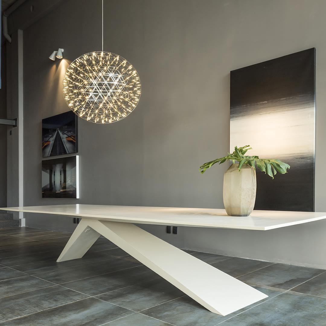 Gold Spark Ball Droplight Pendant Light | Noxord