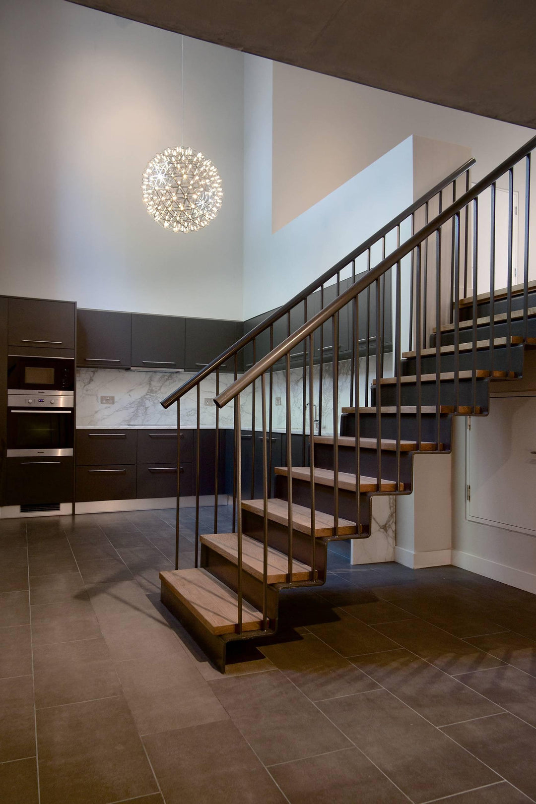 Gold Spark Ball Droplight Pendant Light | Noxord