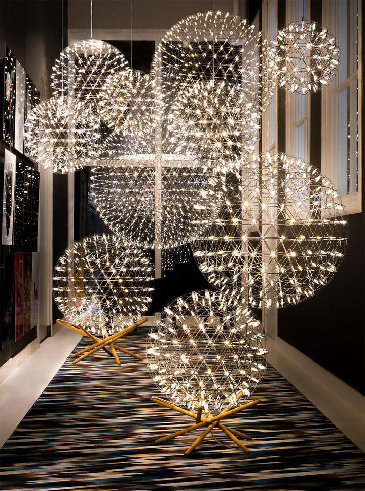 Gold Spark Ball Droplight Pendant Light | Noxord