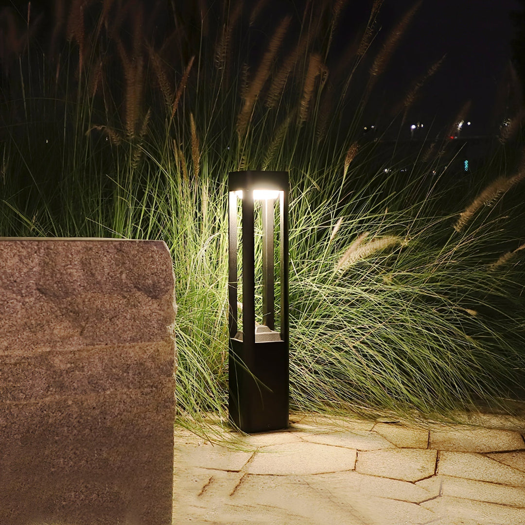 Rectangular Column Garden Outdoor Light | Kalsten