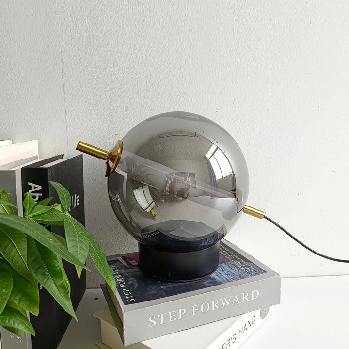 Retro Glass Table Lamp with Warm Glow - Timeless Elegance Noxord