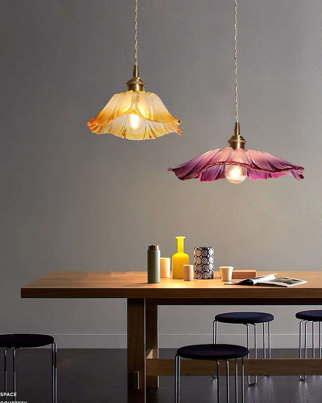 Retro Lotus Creative Glass Pendant Lamp | Noxord