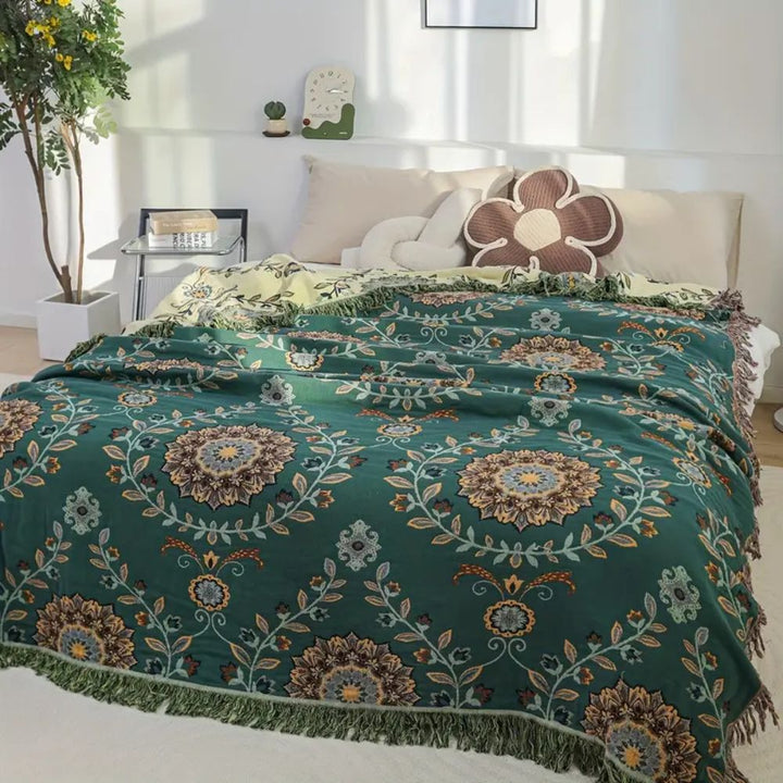 Reversible Cotton Blanket, Vintage Floral Design, Cozy All-Season Layer