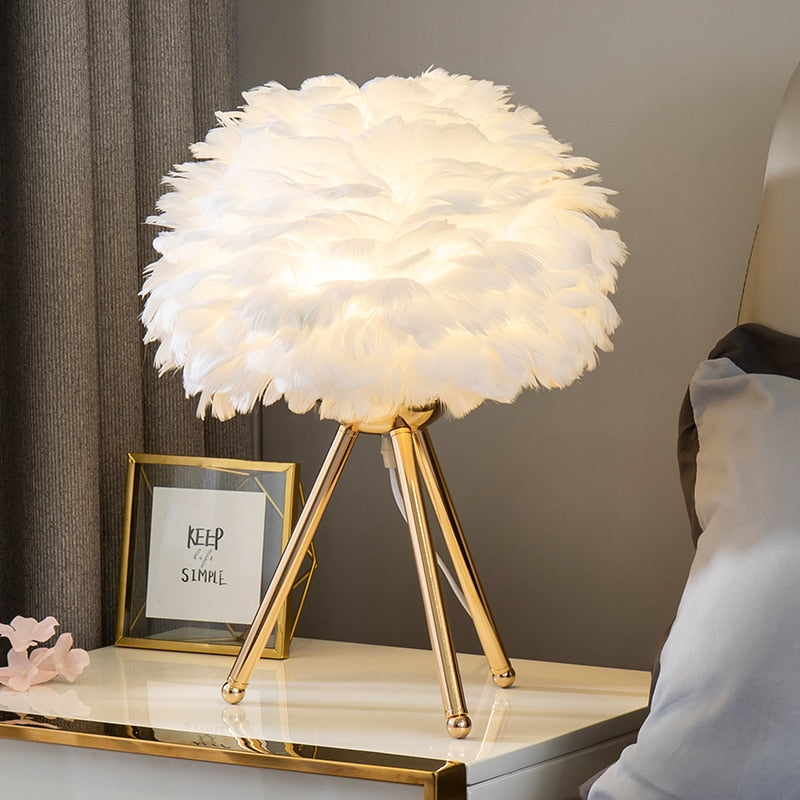 Romantic Feather Table Lamp Modern Nightstand Lamp Living Room Café Decoration Wedding Christmas Gift Ostrich Feather Light | Kalsten