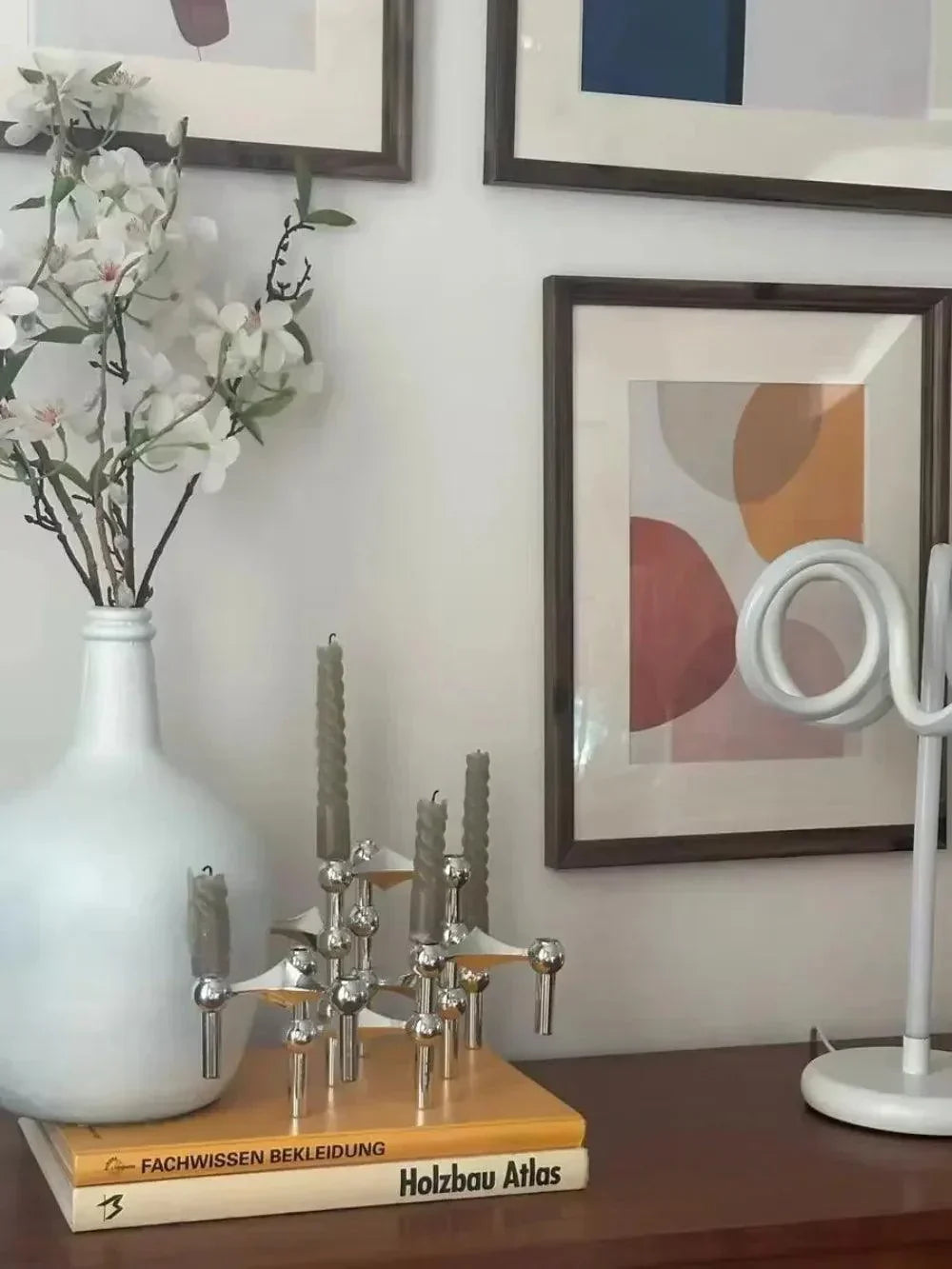 Modern Metal Candle Holder – Nordic Style