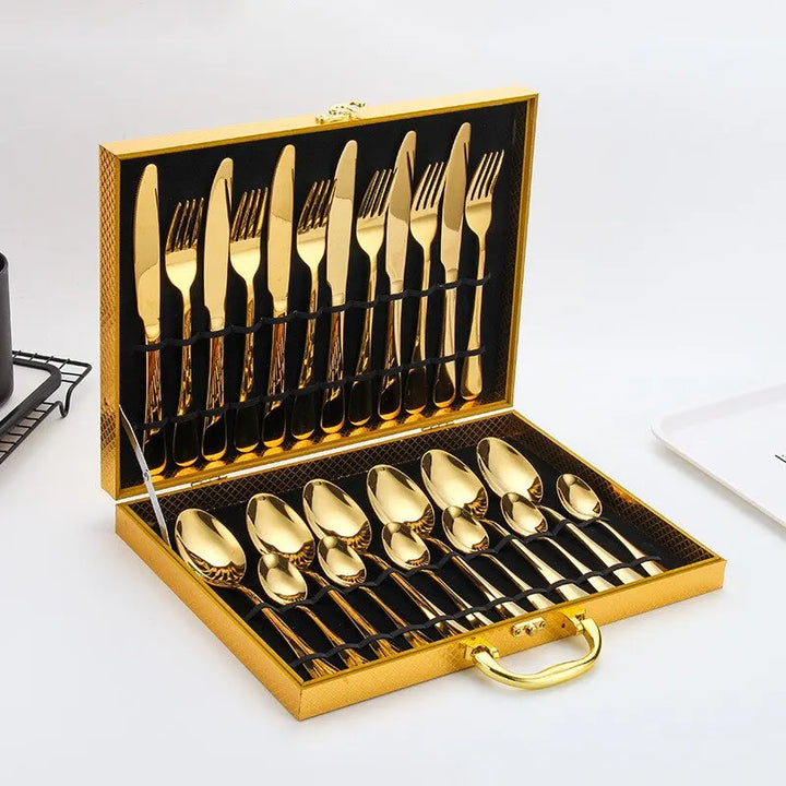 Opulent Gold Cutlery Set - The elegant 24-piece gold and silver cutlery set Noxord