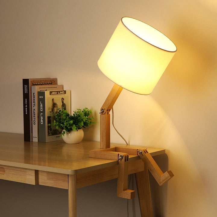 Robot Form Wood Table Lamp | Kalsten